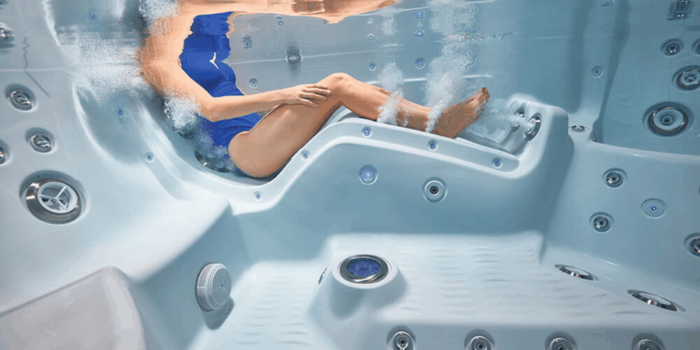 what does hot tub do for your body