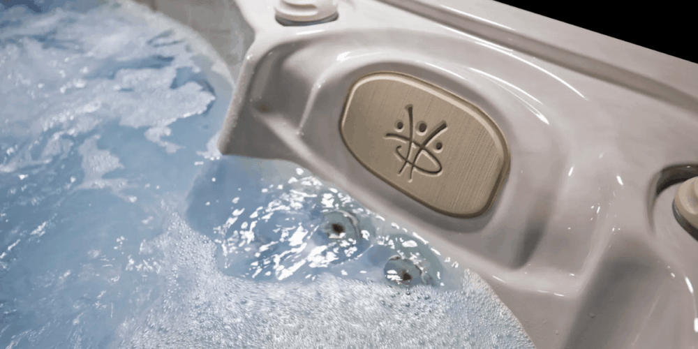 Exploring the Pros and Cons of Saltwater Hot Tubs